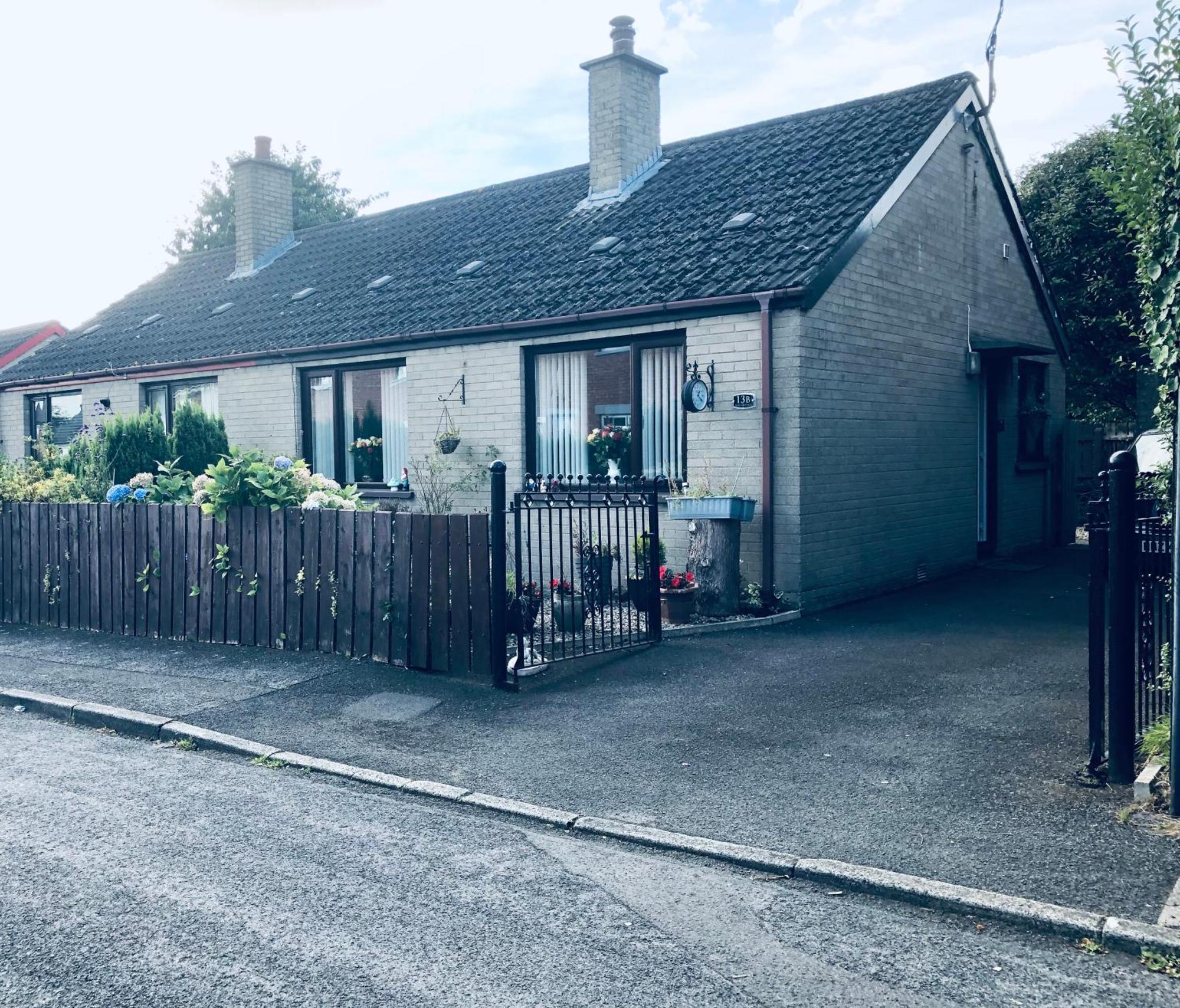 Ponderosea Cottage Free Gated Parking M1 & City Location, Wood Stove Lisburn Exterior foto