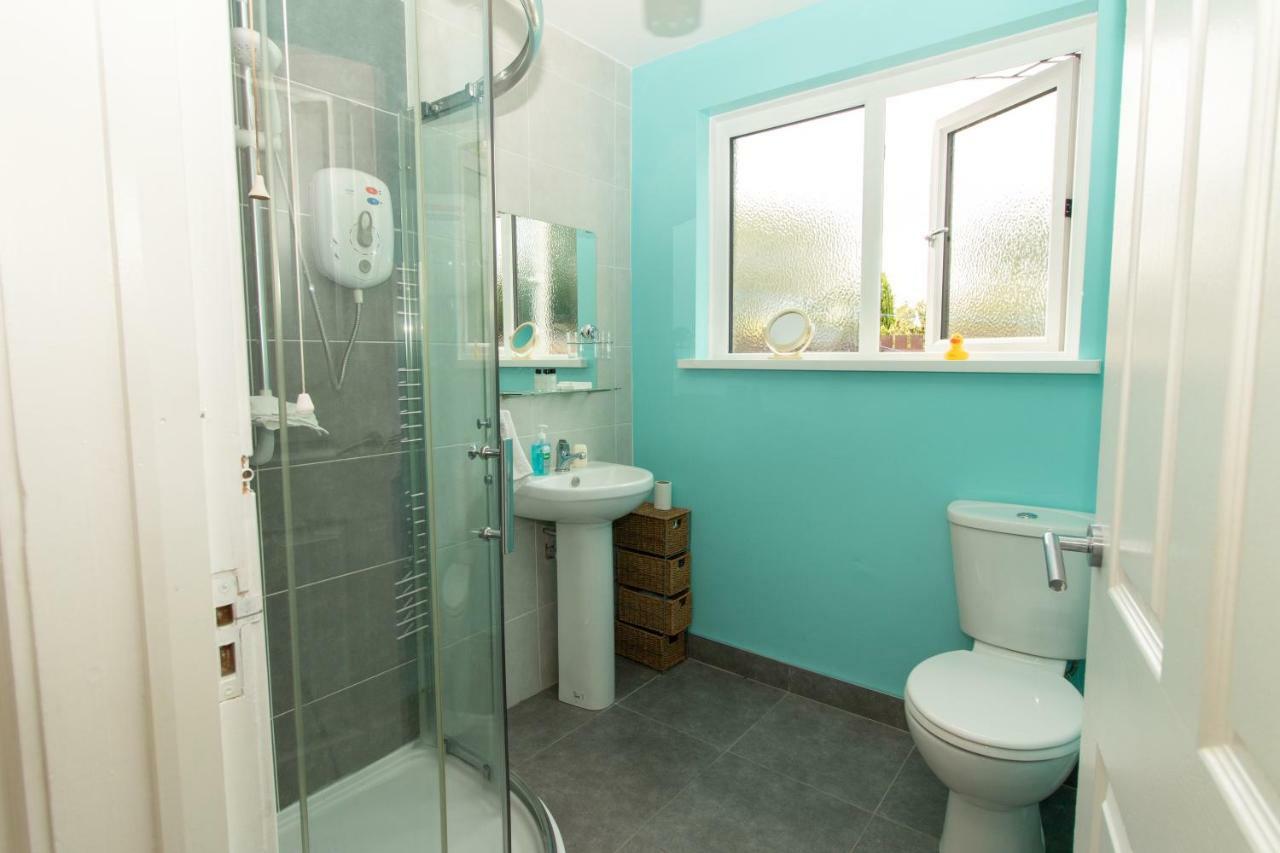 Ponderosea Cottage Free Gated Parking M1 & City Location, Wood Stove Lisburn Exterior foto